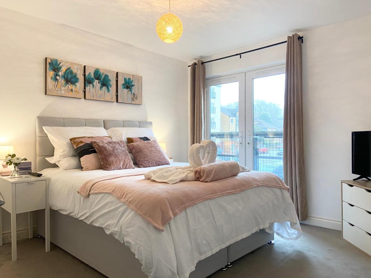 Best Price! Large Spacious 2 Bed Apartment - King Size Or Single Beds, Sofabeds, Smart Tvs, Free Parking Саутгемптон Экстерьер фото