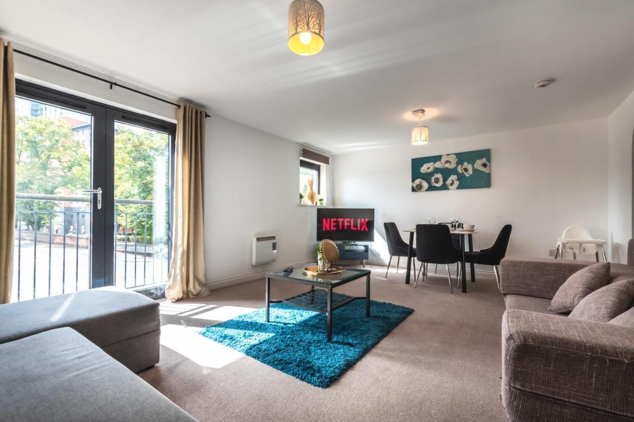 Best Price! Large Spacious 2 Bed Apartment - King Size Or Single Beds, Sofabeds, Smart Tvs, Free Parking Саутгемптон Экстерьер фото