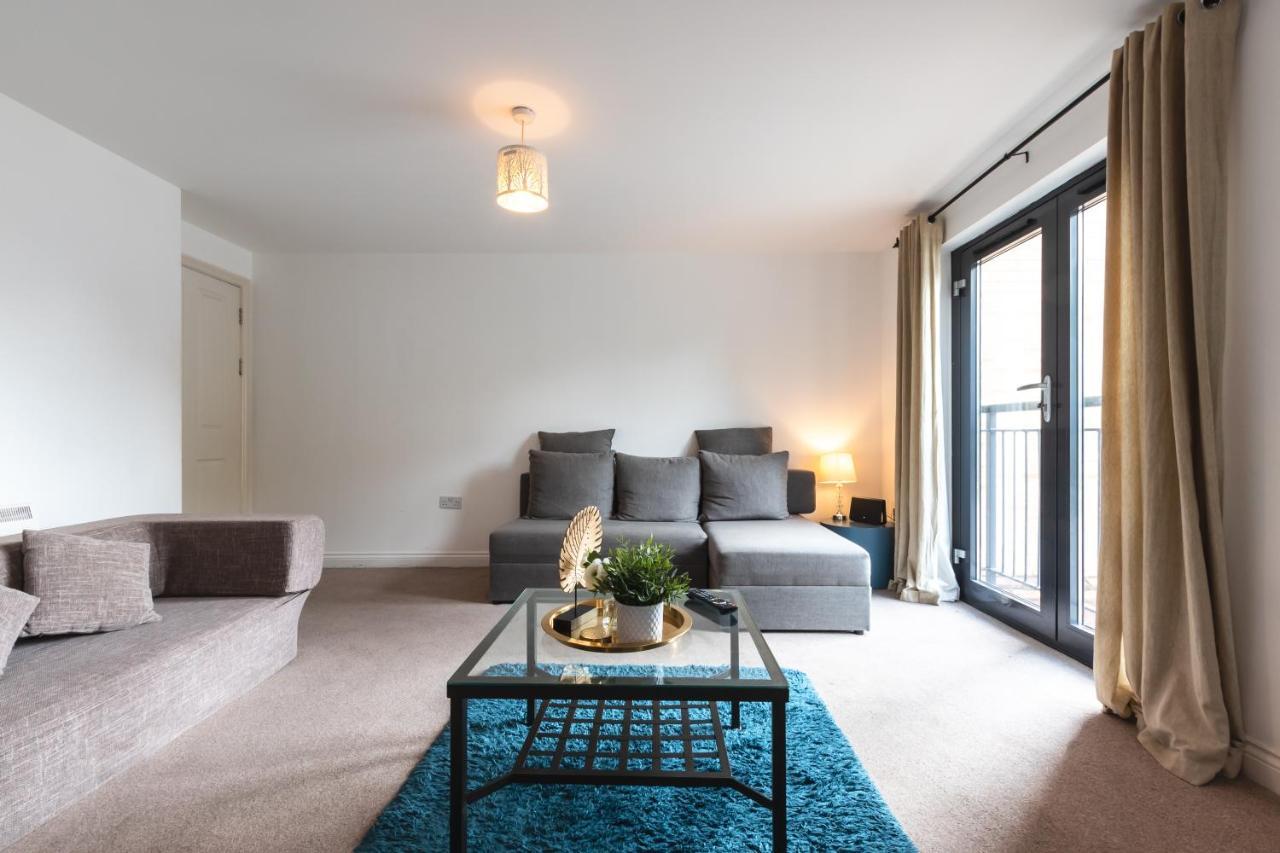 Best Price! Large Spacious 2 Bed Apartment - King Size Or Single Beds, Sofabeds, Smart Tvs, Free Parking Саутгемптон Экстерьер фото